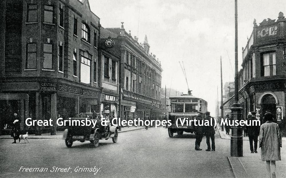 Freeman Street, Grimsby; unknown photographer/publisher.