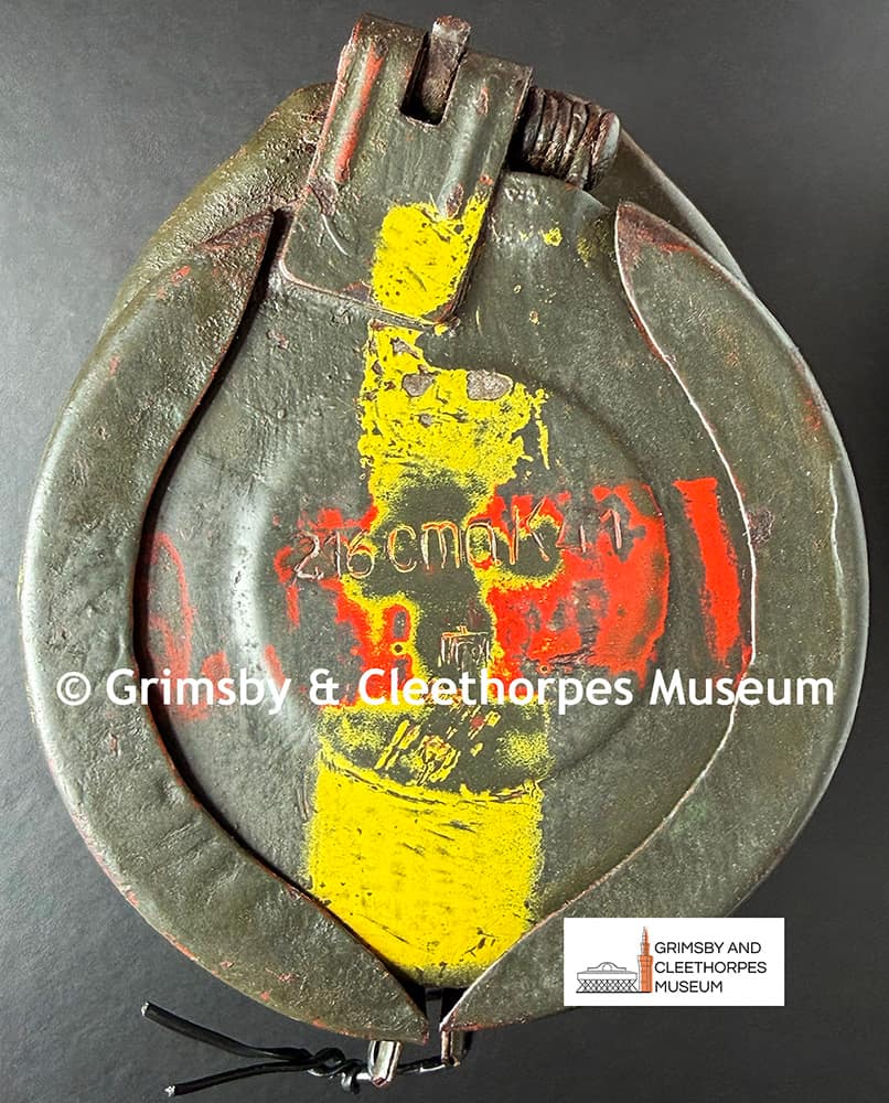 SD2 Butterfly Bomb (Field Grey with Red and Yellow Stripes).